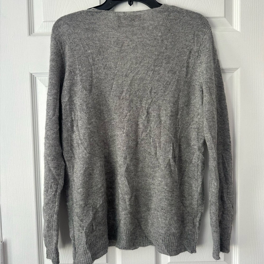 Theory Cashmere V-Neck Sweater Sz M - Picture 2 of 5